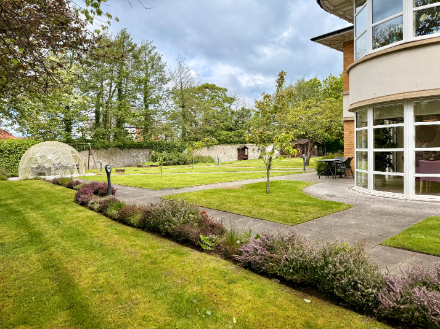 care home garden